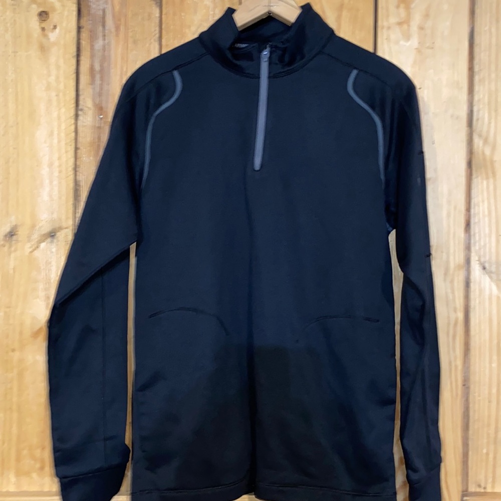 UA fitted pullover